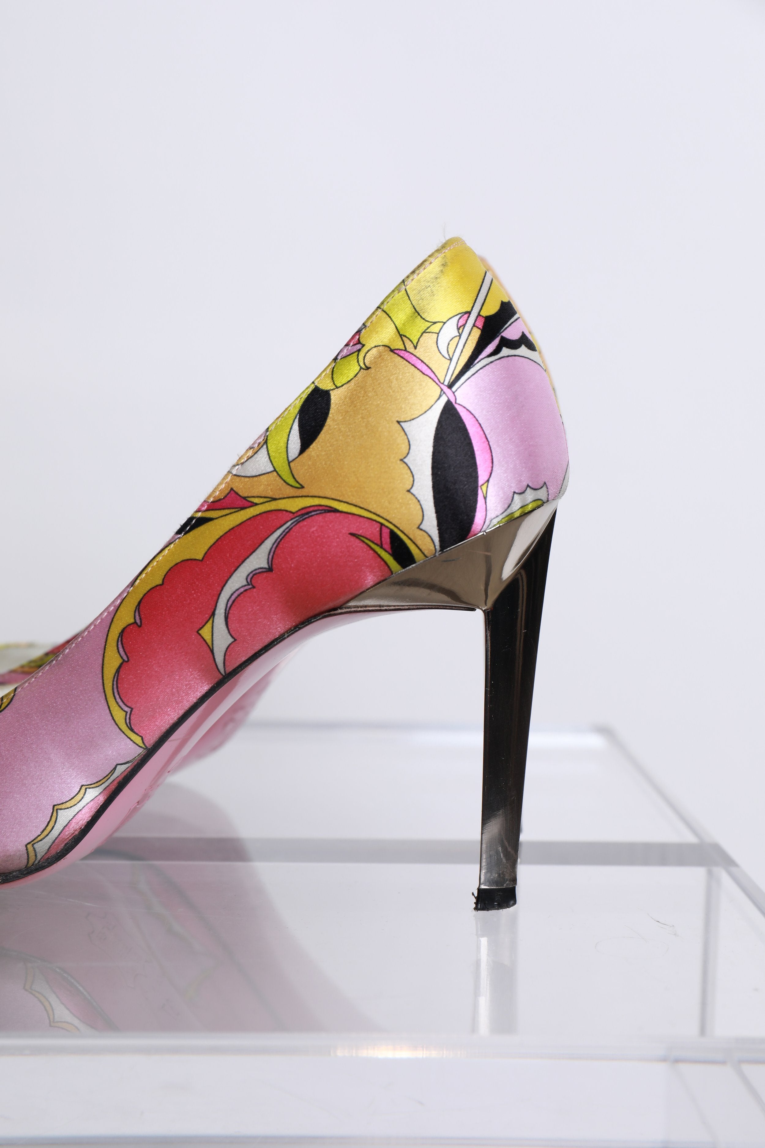Emilio Pucci Printed Pumps